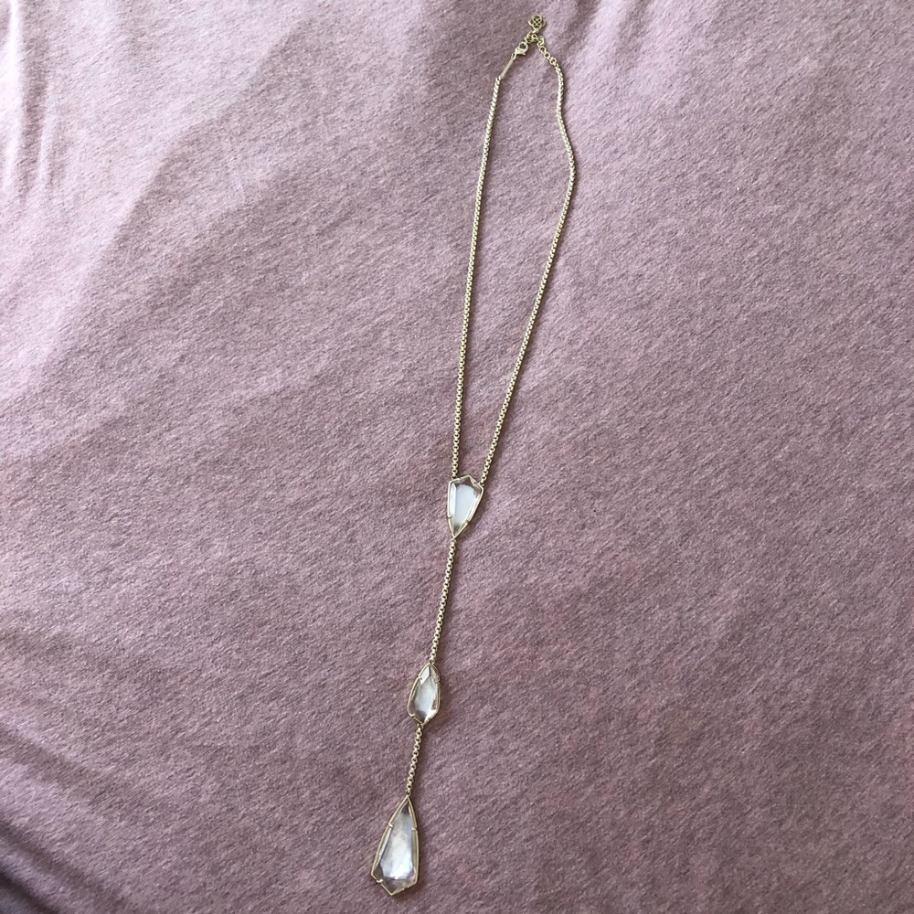 three stone kendra scott necklace